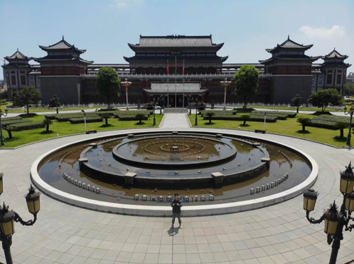 1533089976428096637.jpg 01.jpg